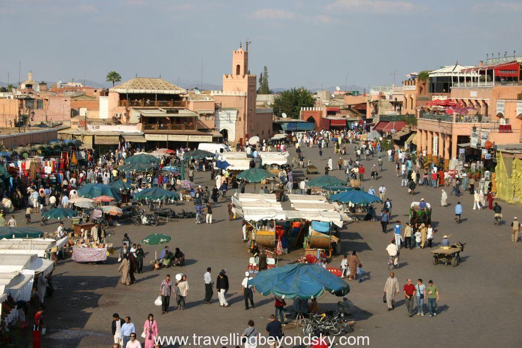 marrakech-place-jemaa-el-fna-day