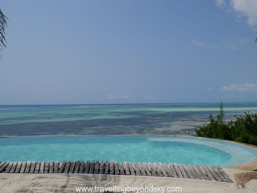 zanzibar-shooting-star-pool