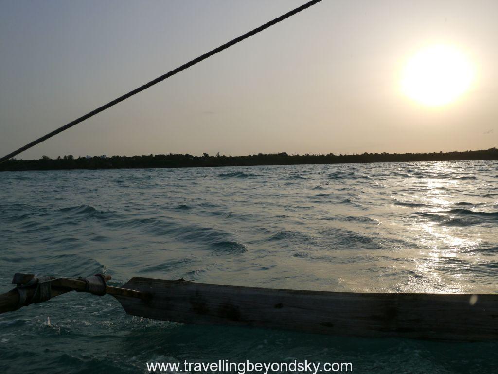 zanzibar-shooting-star-sunset-dhow-1