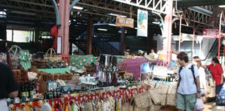 bora-bora-papeete-market-1