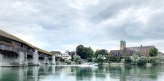 Bad Säckingen เมืองเล็กริมแม่น้ำไรน์ในเยอรมนีที่ต้องจัดไว้ในโพยอันซีน