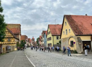 Nuremberg และ Rothenburg ob der Tauber สองเมืองน่าเที่ยวของ Bavaria