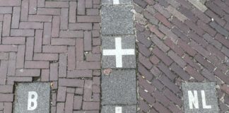 Baarle-Nassau และ Baarle-Hertog เมืองจิ๋วแสนประหลาดที่ตั้งคร่อมพรมแดนเนเธอร์แลนด์-เบลเยี่ยม
