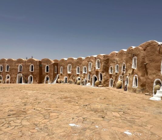 จัดเต็มรีวิวประเทศ Ͳυηιѕια