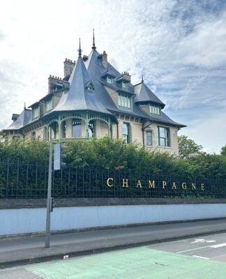 Cheers to Champagne! ชิมรสชาติของดวงดาวที่ฝรั่งเศส