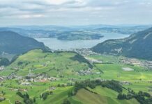 นั่งรถไฟโบราณที่ Stans ขึ้นไปเดินเขา Stanserhorn และชมเมืองเก่า